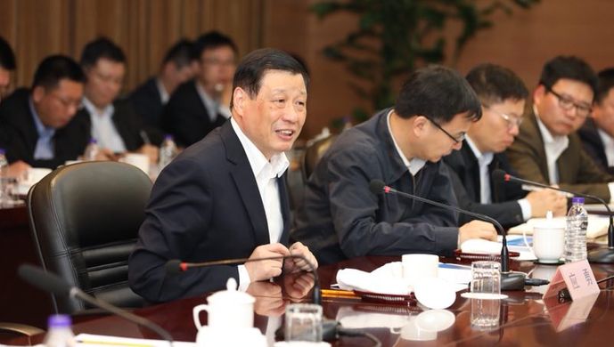 应勇调研尊龙凯时集团：实现可持续发展，成为世界著名汽车集团，还得靠这个