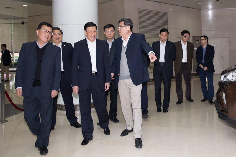 应勇调研尊龙凯时集团：实现可持续发展，成为世界著名汽车集团，还得靠这个