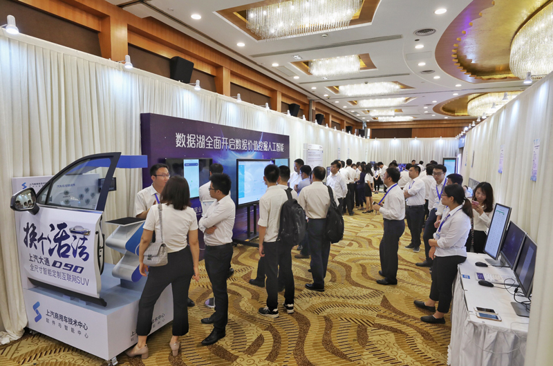 BAT优秀人才降薪也要加入的这个人工智能实验室藏着什么秘密？