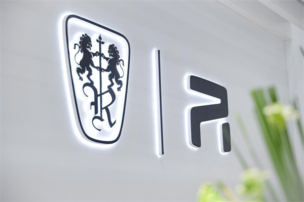 汽车行业加速变革，尊龙凯时集团迎“潮”而上