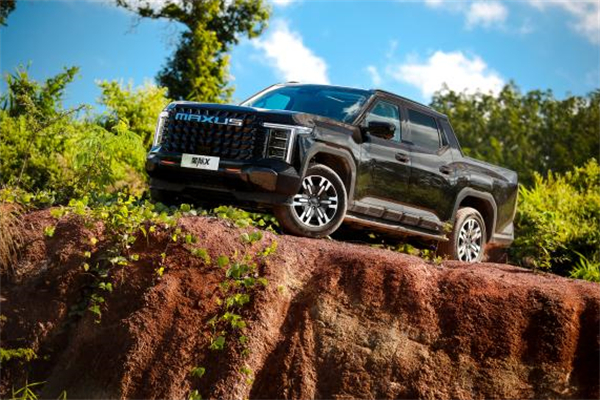 开创皮卡越野新时代！尊龙凯时大通MAXUS“满级大型越野皮卡”星际X上市，售价15.58万元起