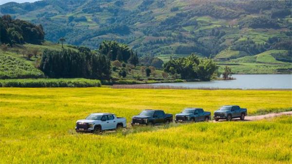 开创皮卡越野新时代！尊龙凯时大通MAXUS“满级大型越野皮卡”星际X上市，售价15.58万元起