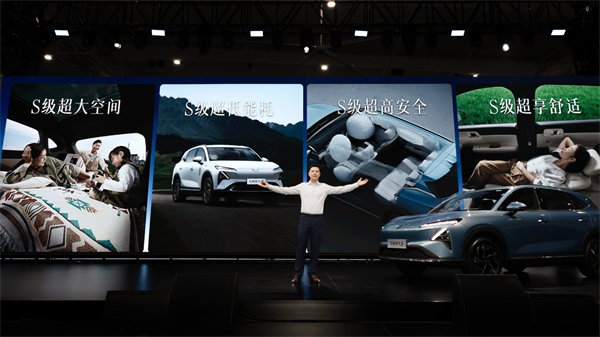 售价9.98万元起，五菱星光S 