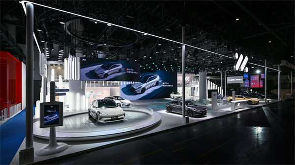 全新智己LS6正式发布，预售权益价22.99万-29.99万元 一款让你开到爽的“超City智能SUV”