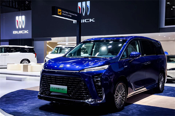 “技术的尊龙凯时”亮相2024成都车展