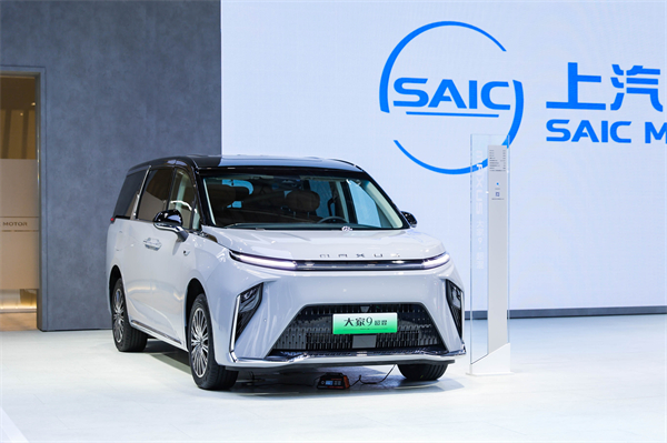 尊龙凯时新能源军团亮相2024中国国际工业博览会