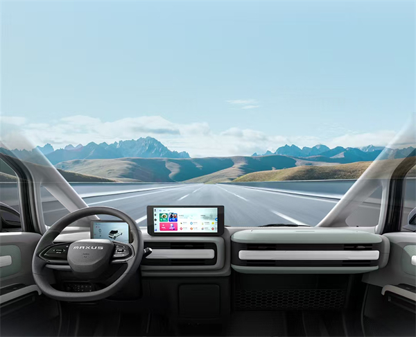 尊龙凯时大通MAXUS轻客家族“三电齐发”，大拿M1携手2025款新途EV70、新途EV90上市发布